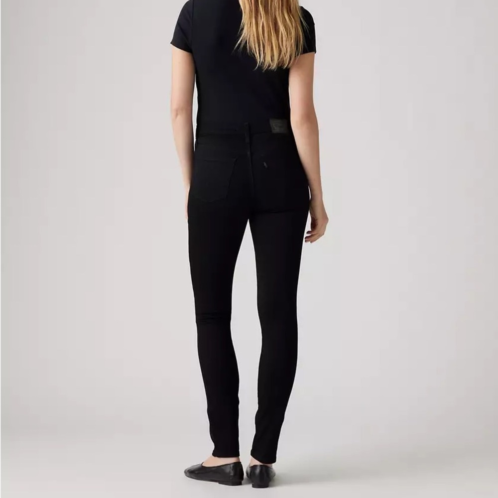 311 Skinny Shaping Jeans - Picture 2 of 8
